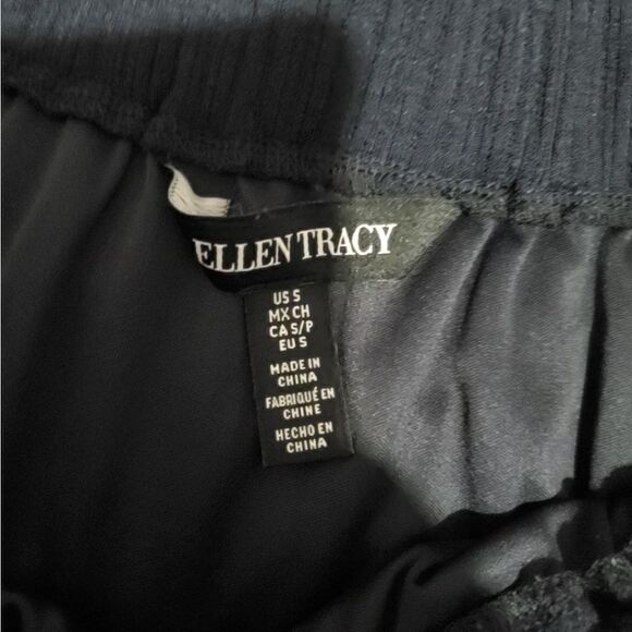 Ellen Tracy off shoulder blouse - Picture 8 of 8